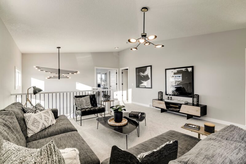 Dawson's Landing Chestermere New Quick Possession Homes