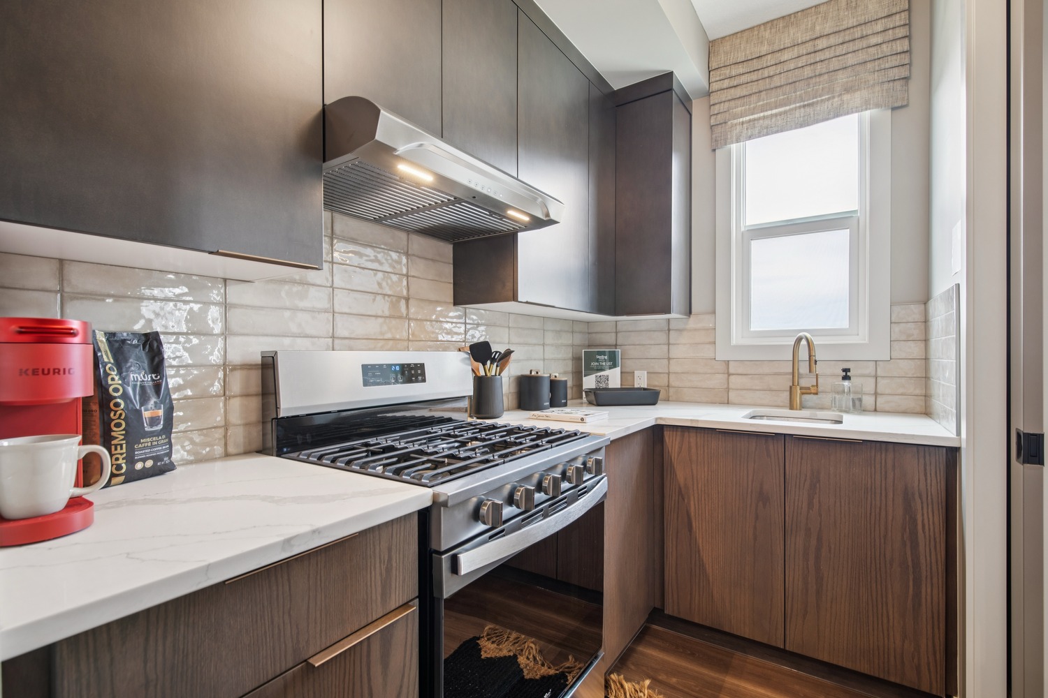 20260615-21 Amblestone Cres NW-116_sm