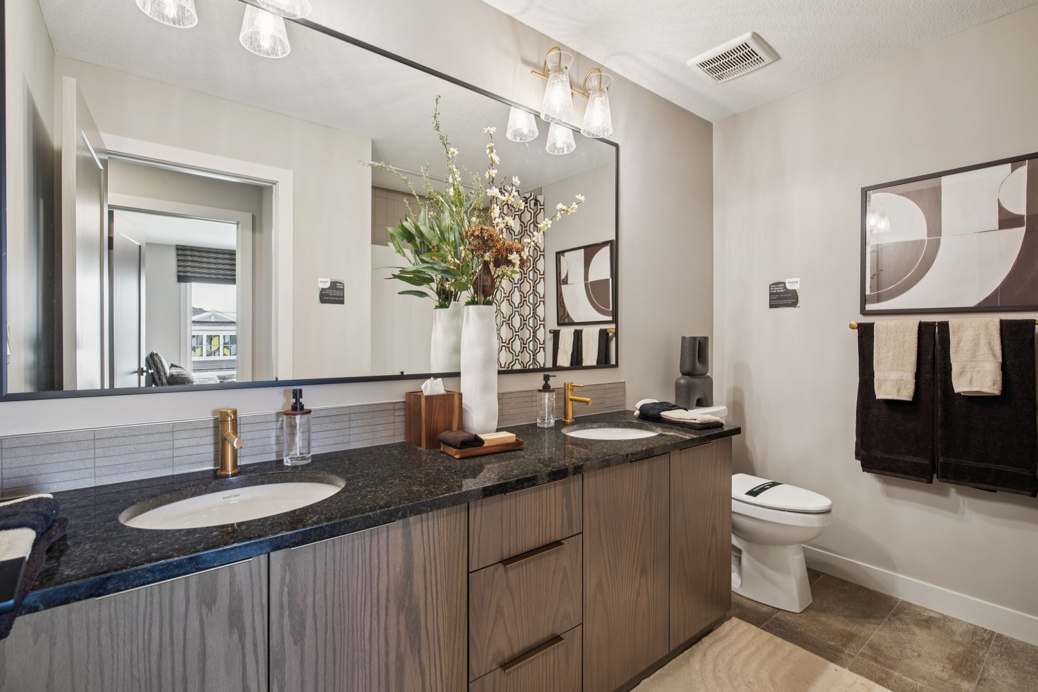 20260615-21 Amblestone Cres NW-196_sm
