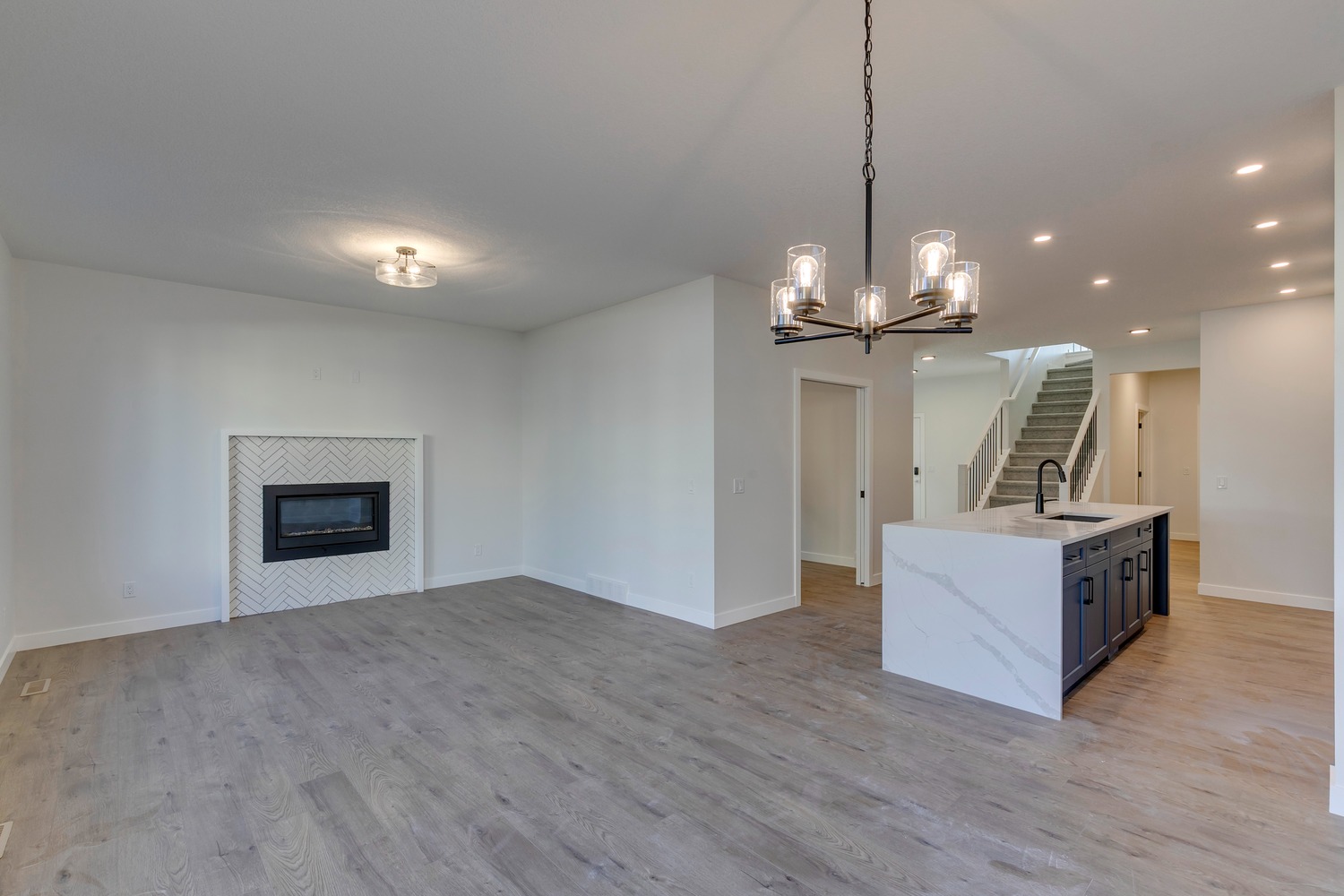 ADM10781blend copy_sm